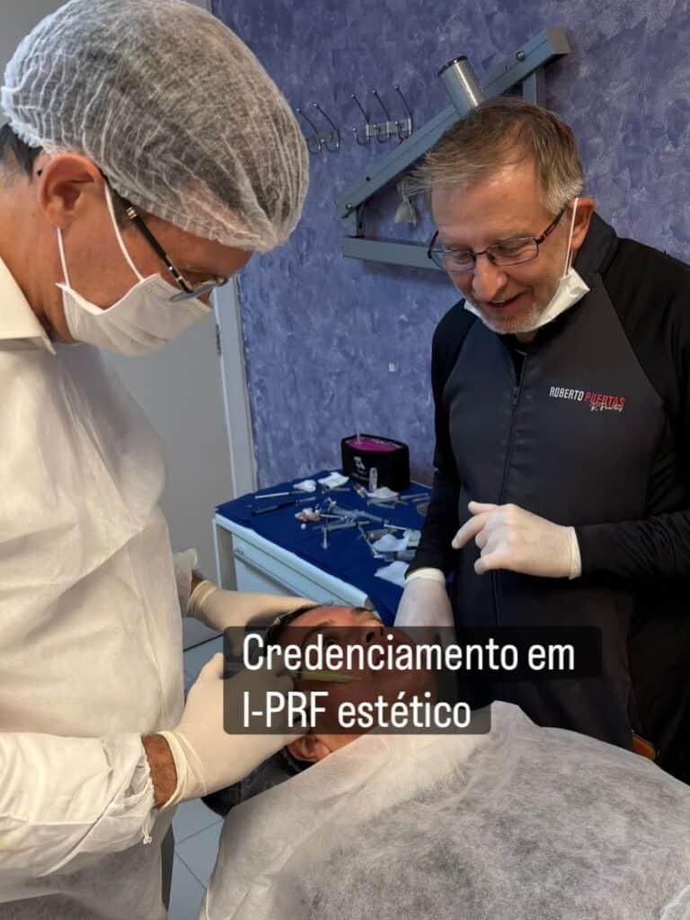 Curso de Plasma Rico em Fibrina (I-PRF) com o mestre professor @dr.robertopuertas em São Paulo